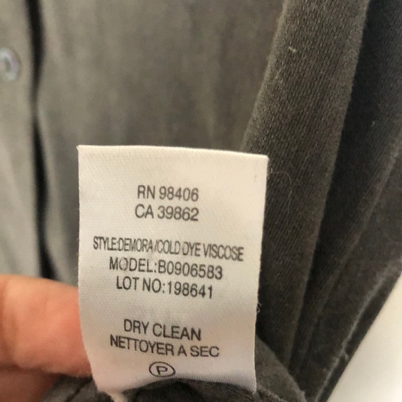 Theory Women’s Gray Vest Blouse Small - Picture 5 of 5